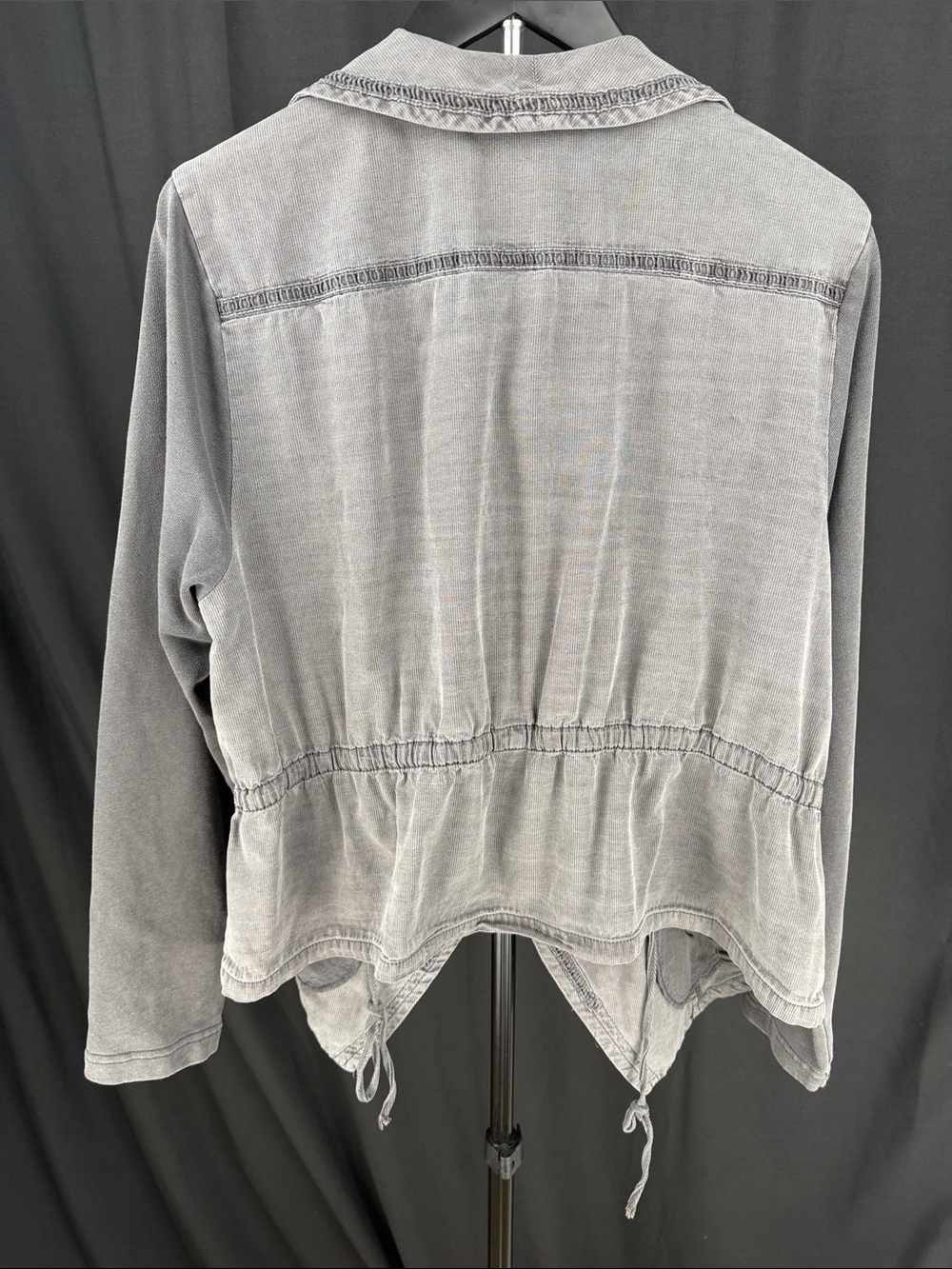 Torrid Gray Tencel Draped Utility Jacket Size 2 - Picture 6 of 10